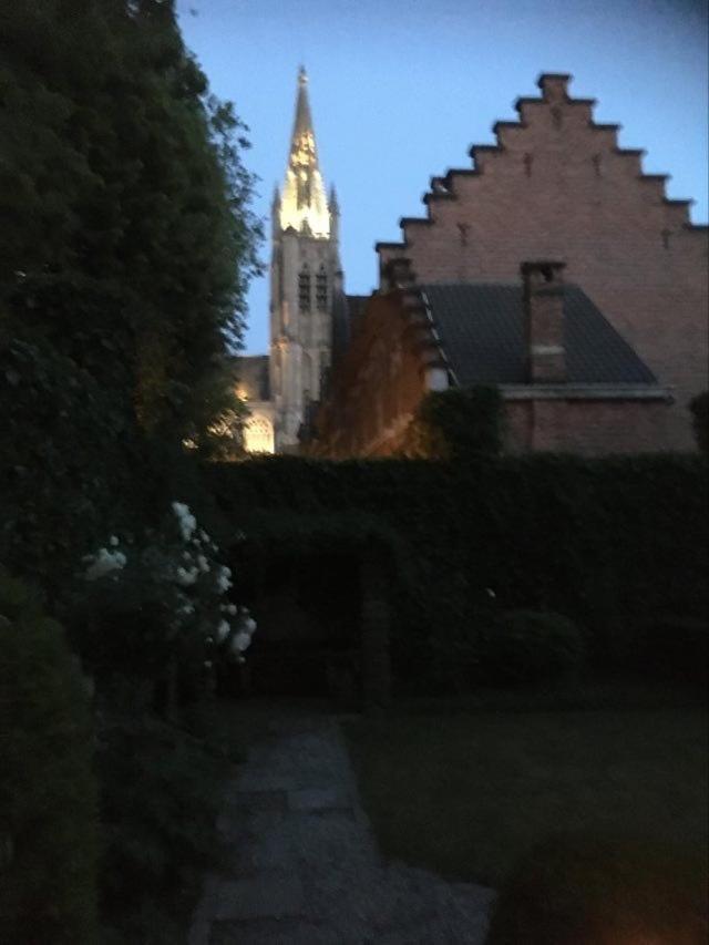 De gelaarsde kat Bed & Breakfast Ieper Luaran gambar